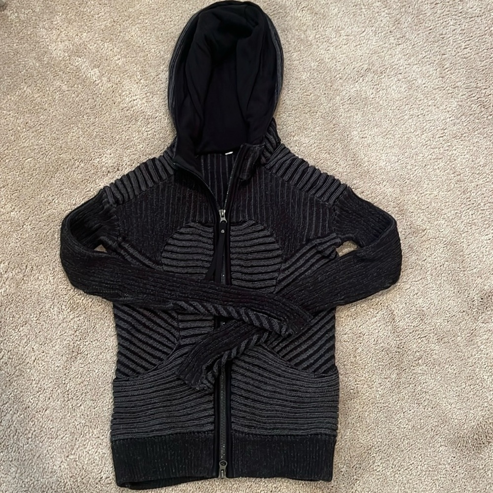 Lululemon Vintage Zip Sweater‎ Size XS